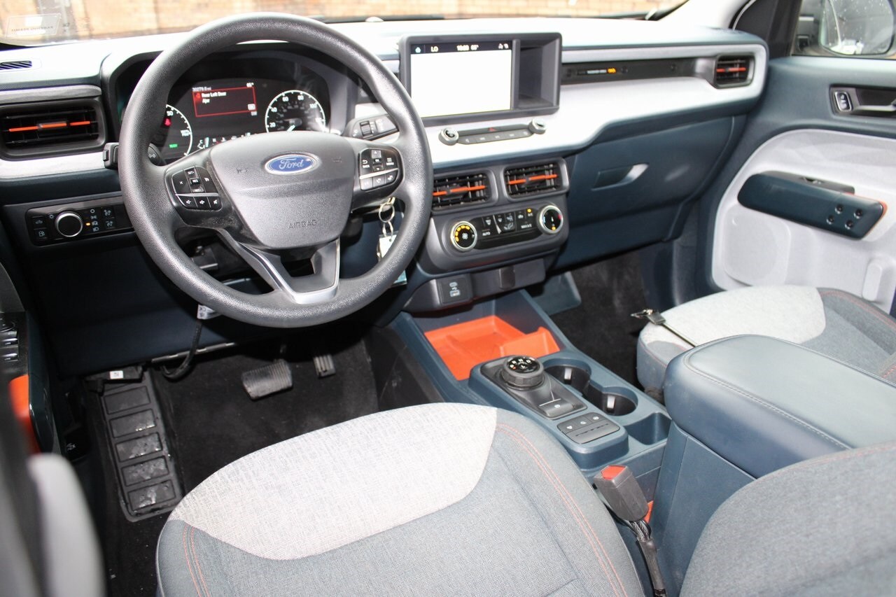 2024 Ford Maverick XLT photo 2