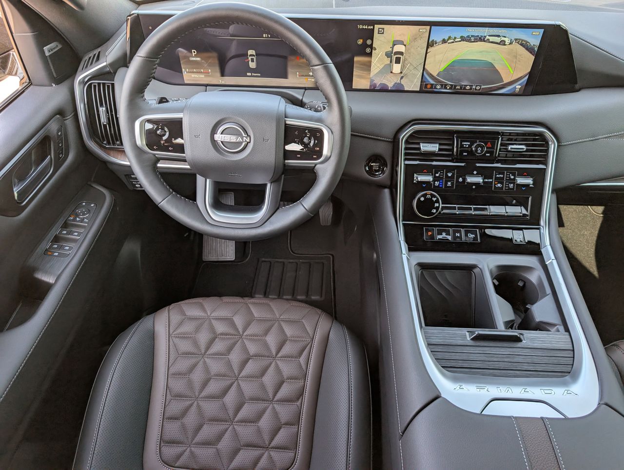 2026 Nissan Armada Platinum - Photo 9