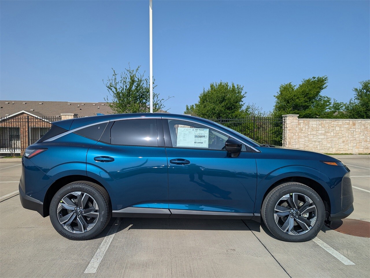 2025 Nissan Murano SL photo 3