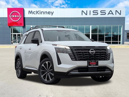 2026 Nissan Pathfinder Platinum SUV