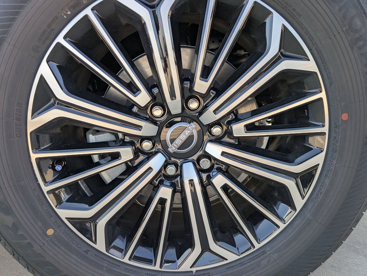 2026 Nissan Armada Platinum - Photo 6