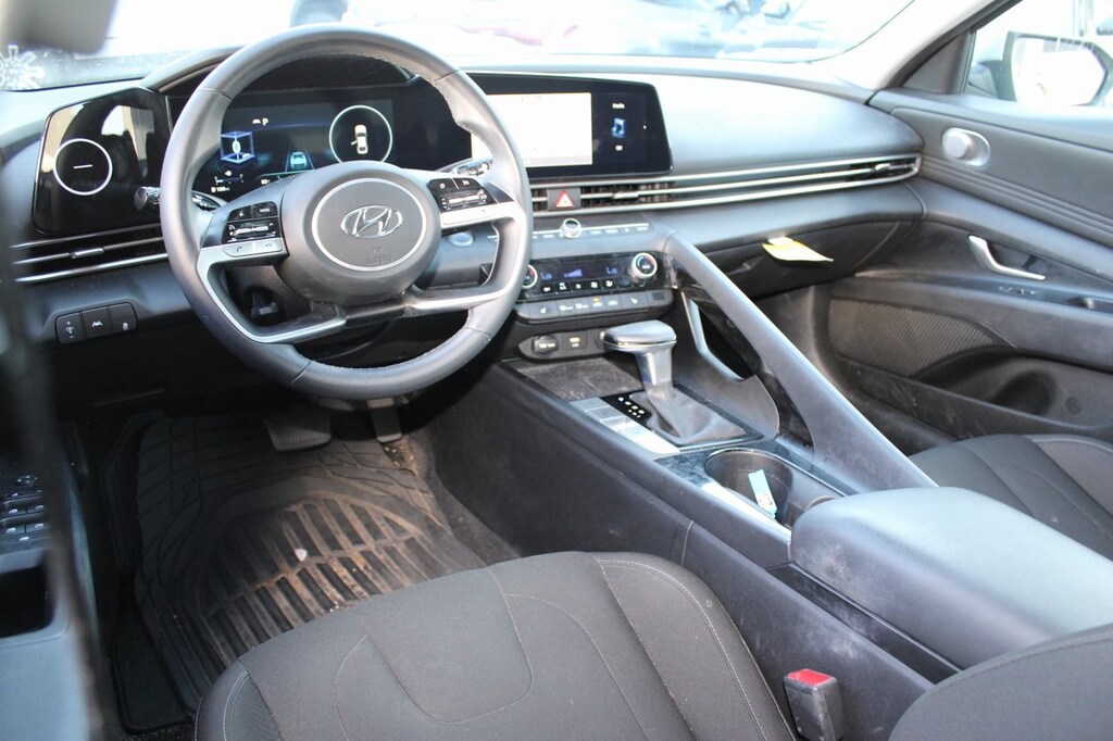 Used 2023 Hyundai Elantra SEL w/Nav/Convpkg Sedan