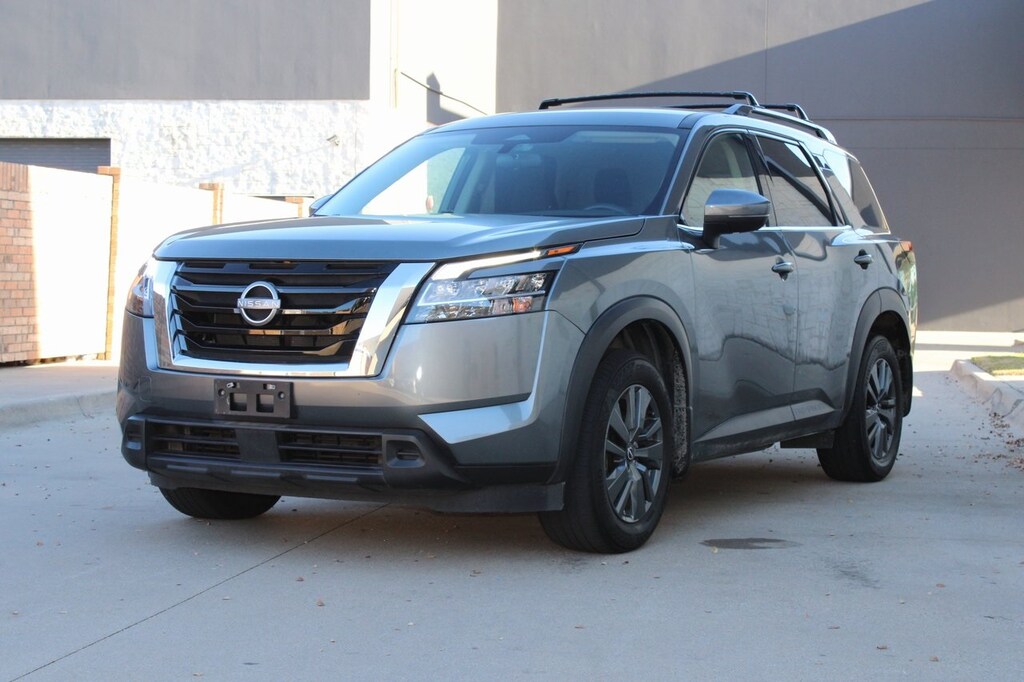 Used 2022 Nissan Pathfinder SV SUV
