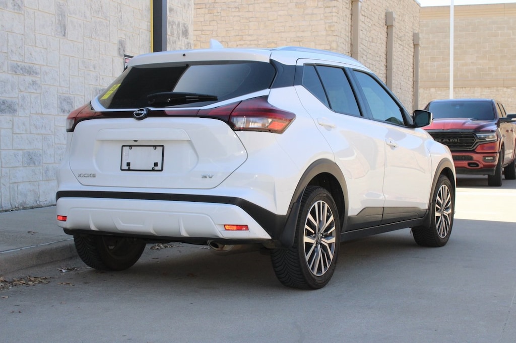 Used 2024 Nissan Kicks SV SUV