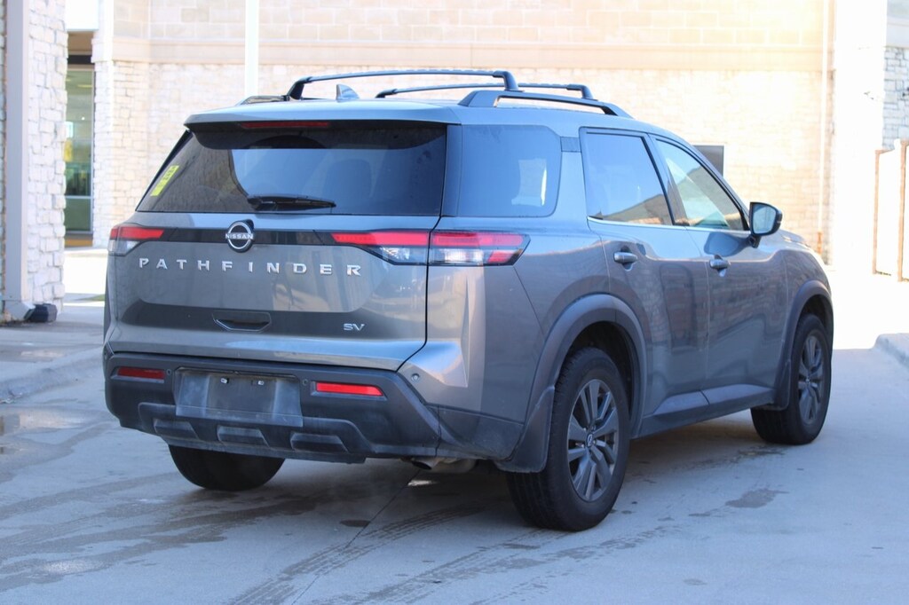 Used 2022 Nissan Pathfinder SV SUV