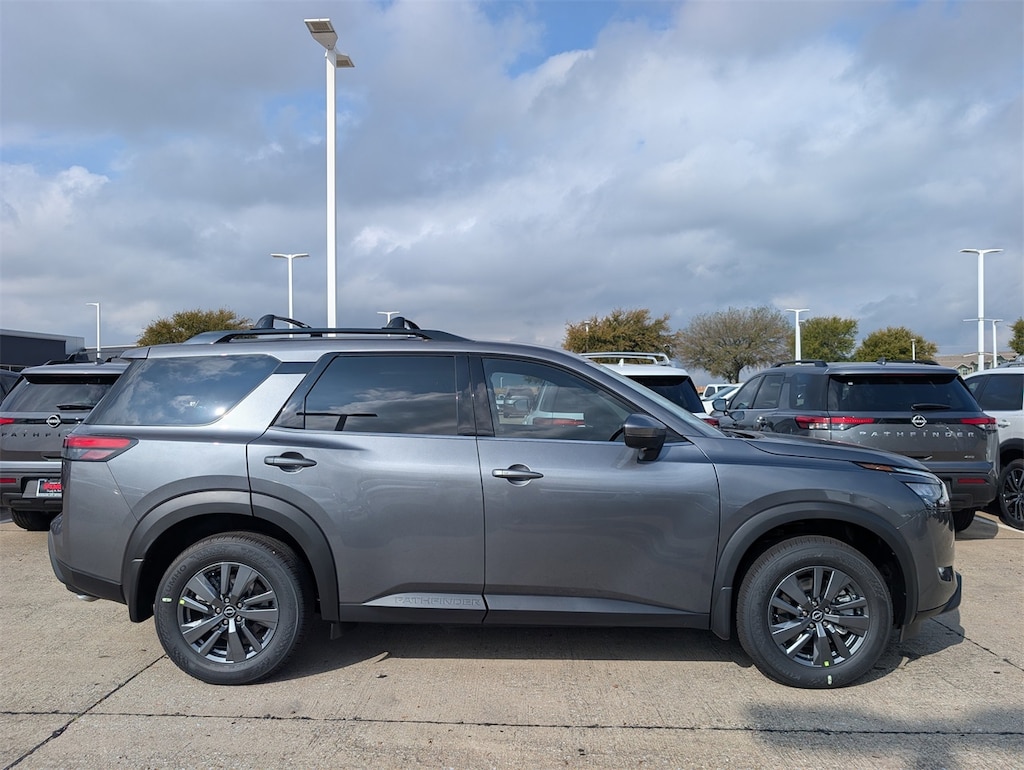 New 2025 Nissan Pathfinder SV SUV