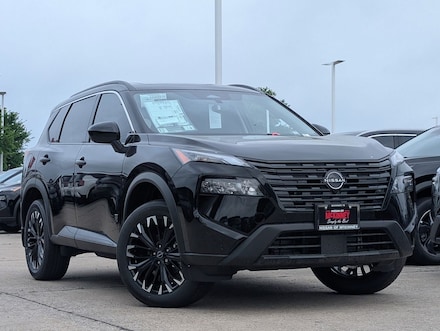 2026 Nissan Rogue Dark Armor SUV