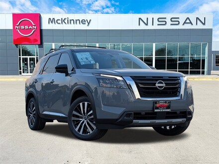 2025 Nissan Pathfinder Platinum SUV