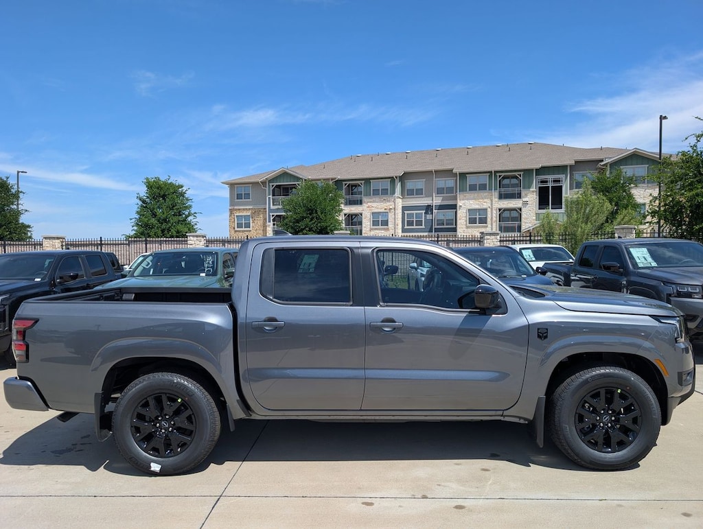 New 2026 Nissan Frontier SV Truck Crew Cab