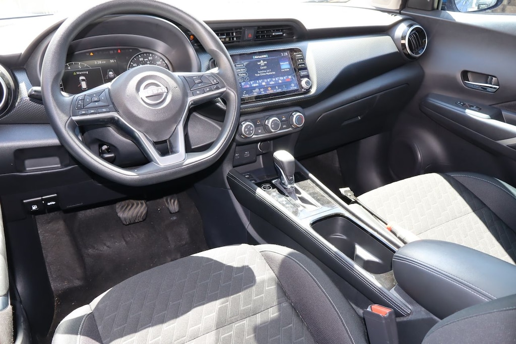 Used 2023 Nissan Kicks SV SUV