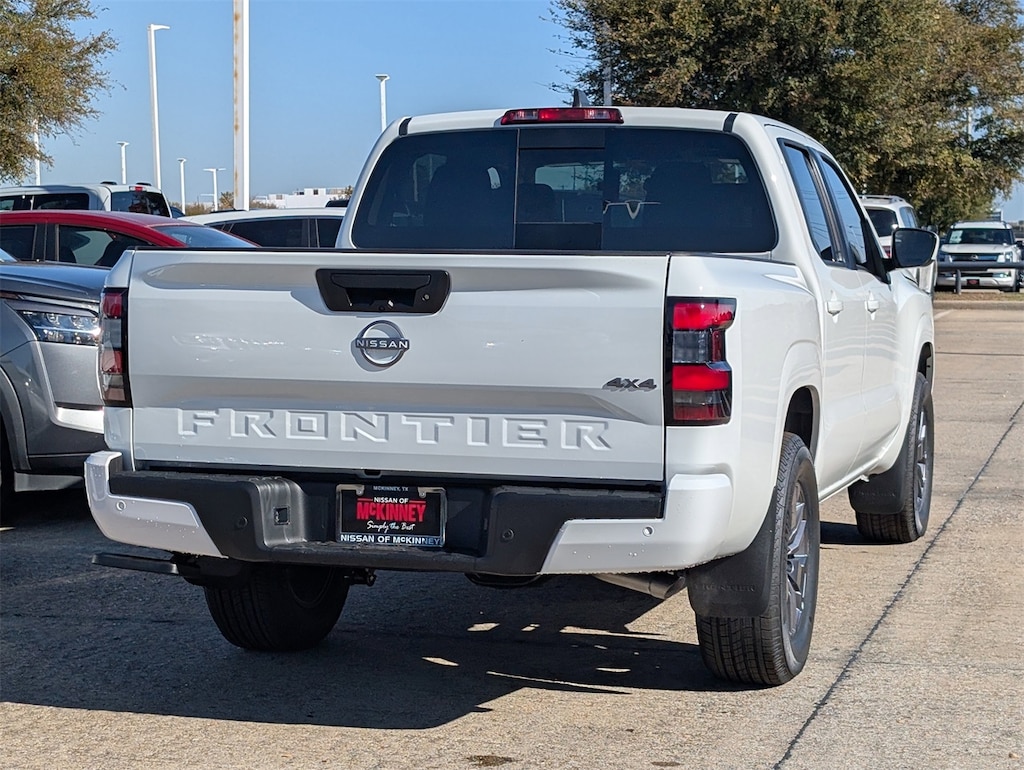 New 2025 Nissan Frontier SV Truck Crew Cab