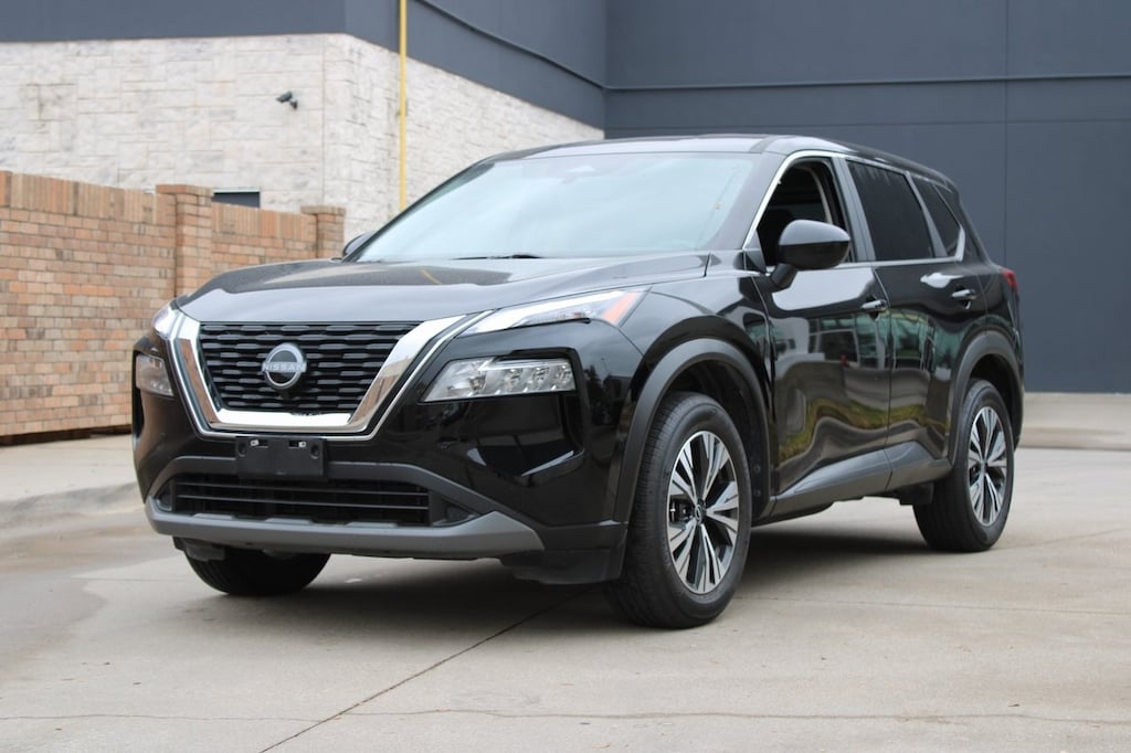 Used 2023 Nissan Rogue SV SUV