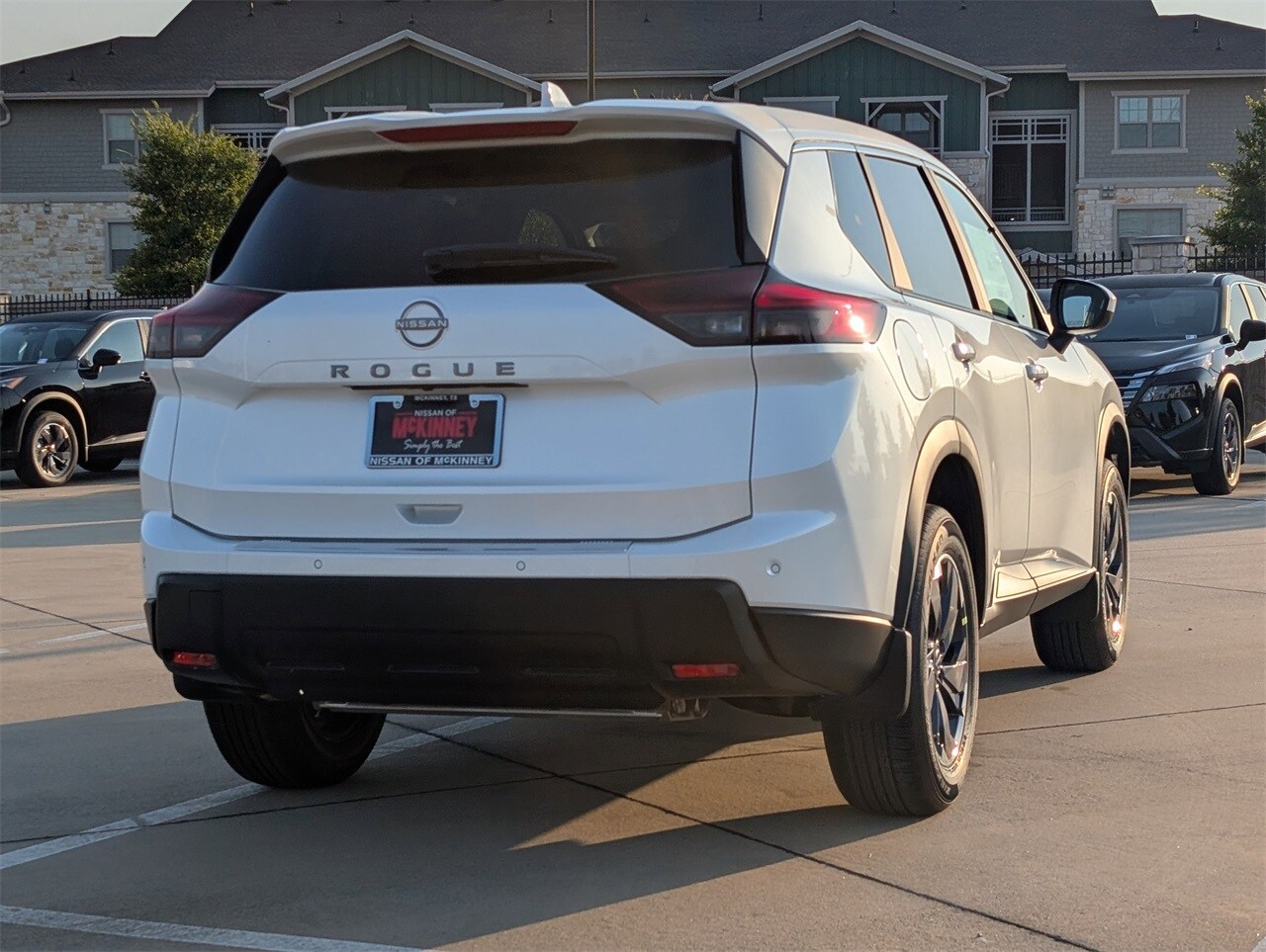2026 Nissan Rogue SV photo 3