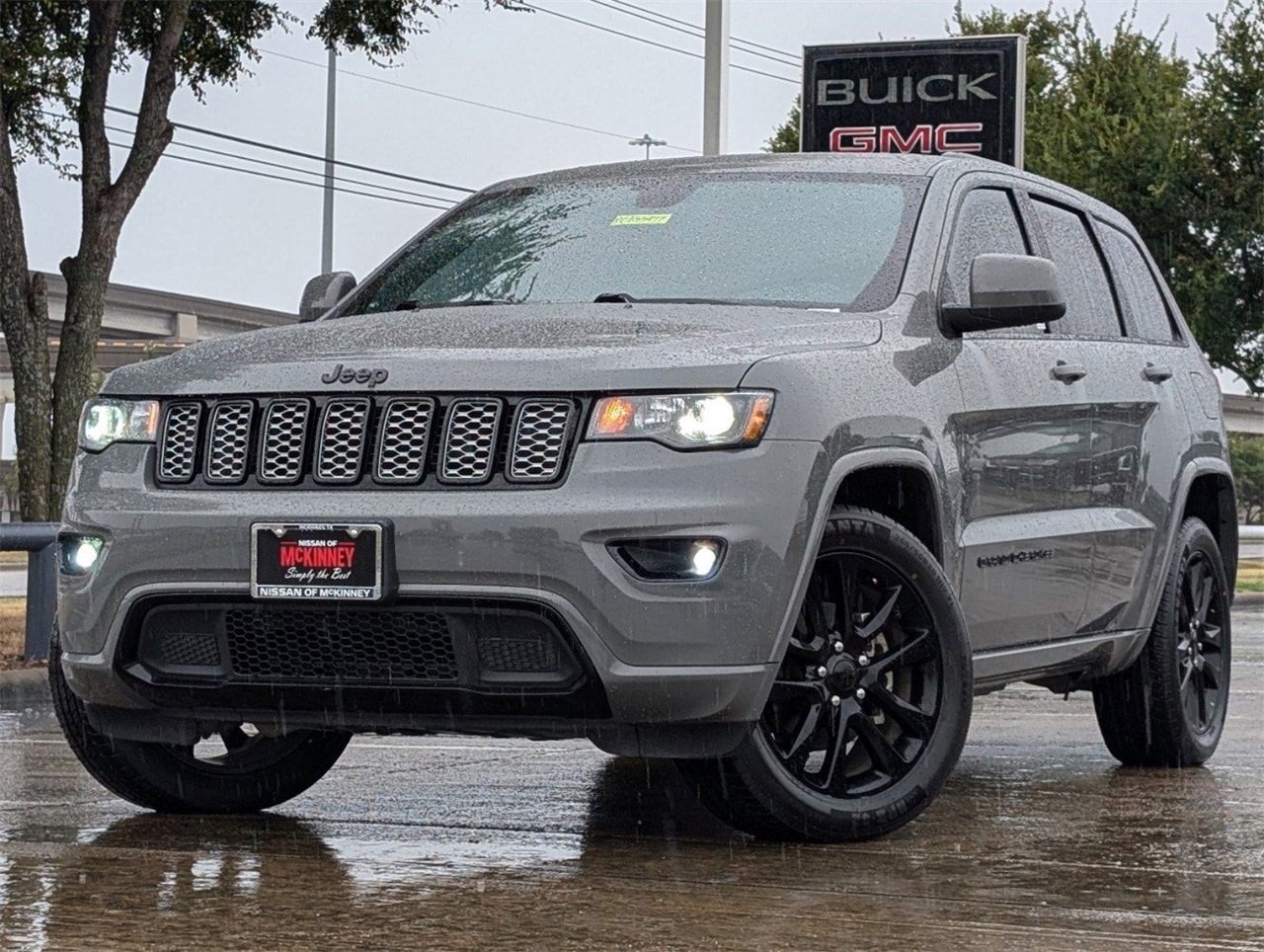 Used 2019 Jeep Grand Cherokee Altitude with VIN 1C4RJFAG9KC833977 for sale in Mckinney, TX