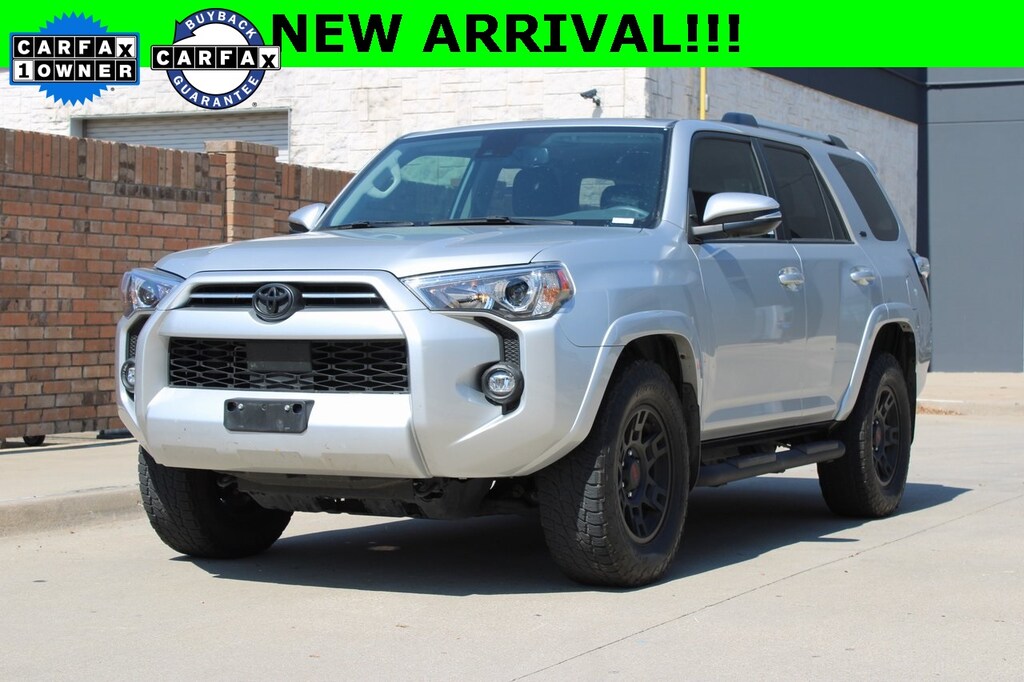 Used 2024 Toyota 4Runner SR5 Premium w/Nav/3rdrowseating/Moonroofpkg SUV