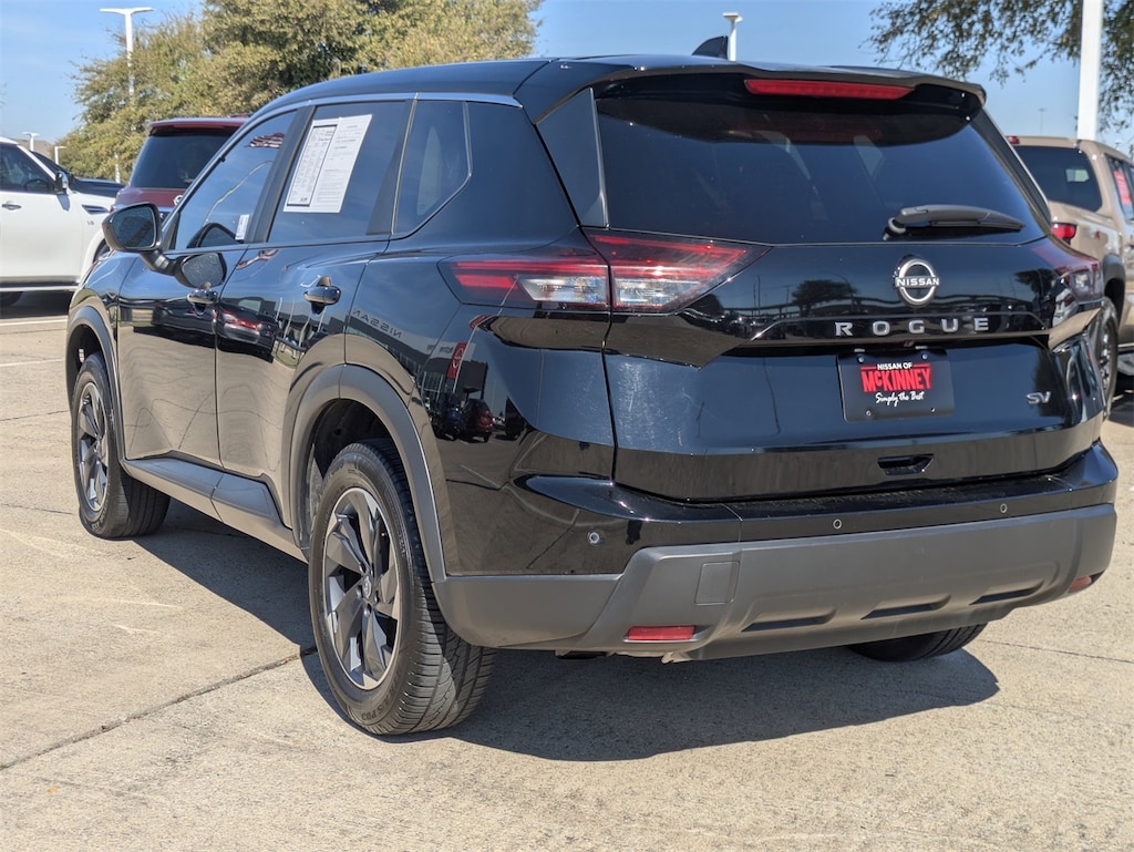 Used 2024 Nissan Rogue SV SUV