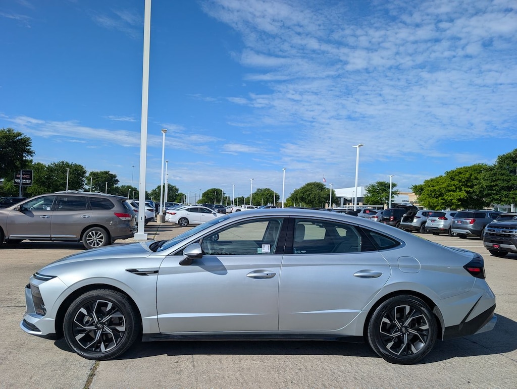 Used 2024 Hyundai Sonata SEL w/Optiongrp01 Sedan