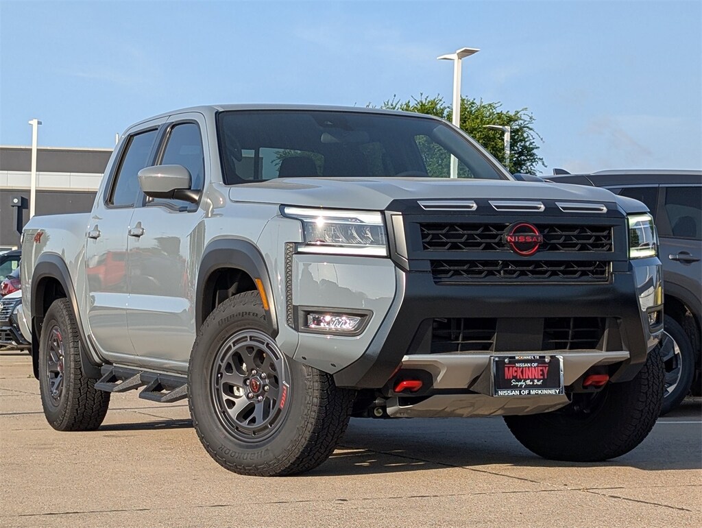 New 2025 Nissan Frontier PRO-4X Truck Crew Cab