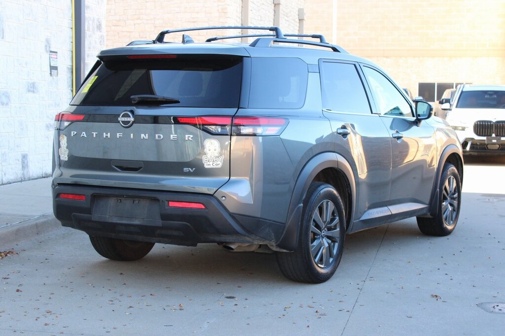 Used 2022 Nissan Pathfinder SV SUV