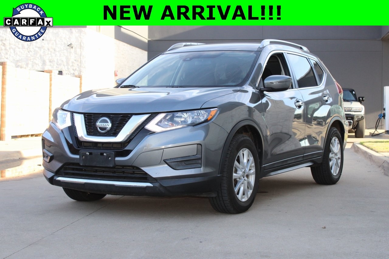 2019 Nissan Rogue SV's photo