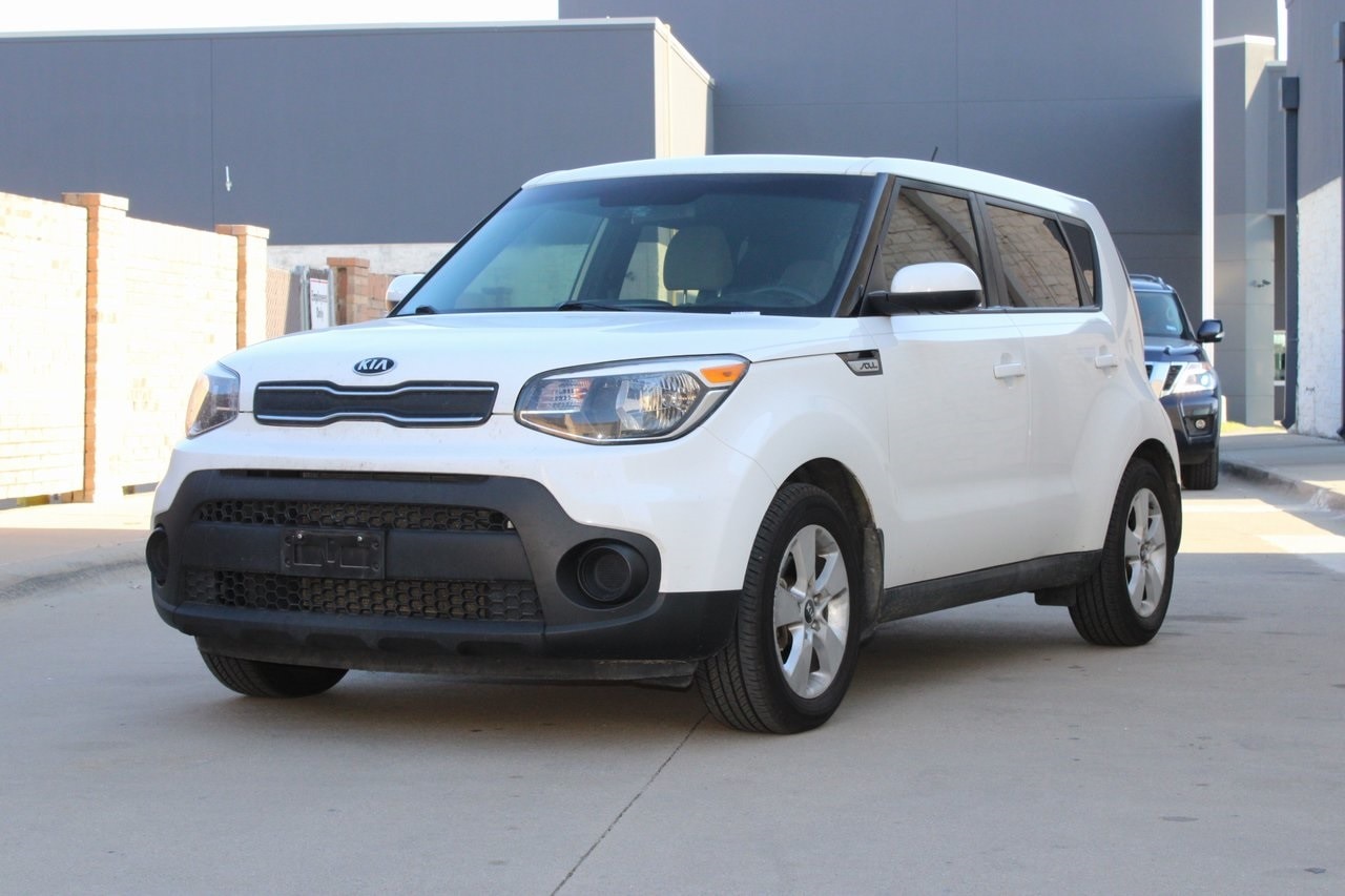 Used 2019 Kia Soul Base with VIN KNDJN2A29K7686552 for sale in McKinney, TX