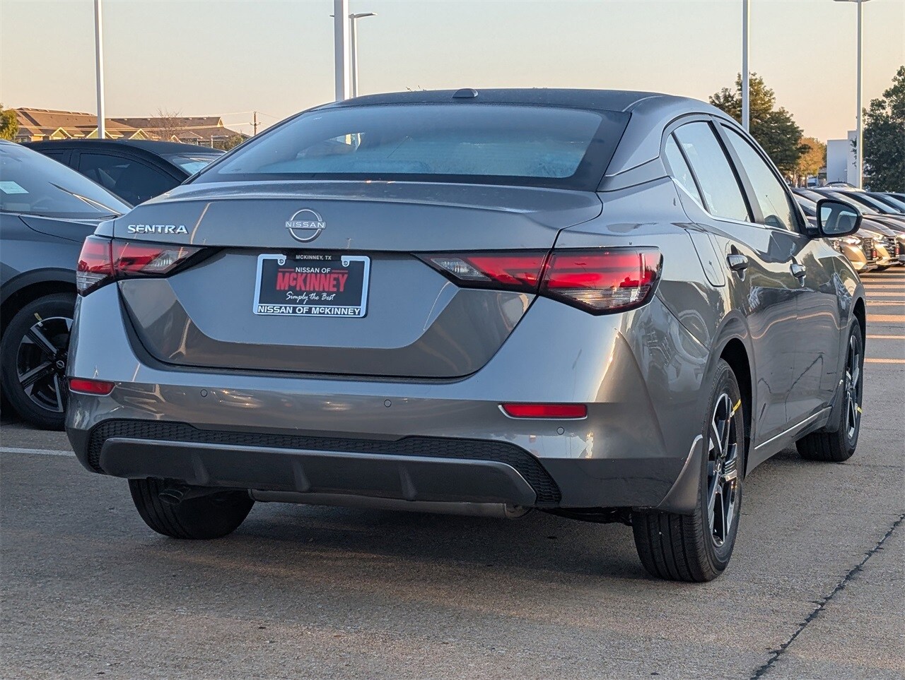 2025 Nissan Sentra SV photo 4