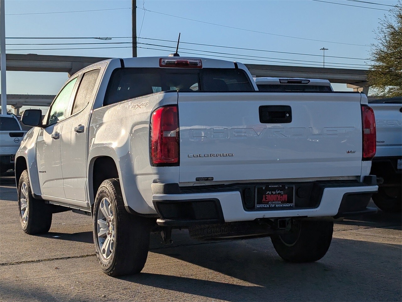 2022 Chevrolet Colorado LT photo 3