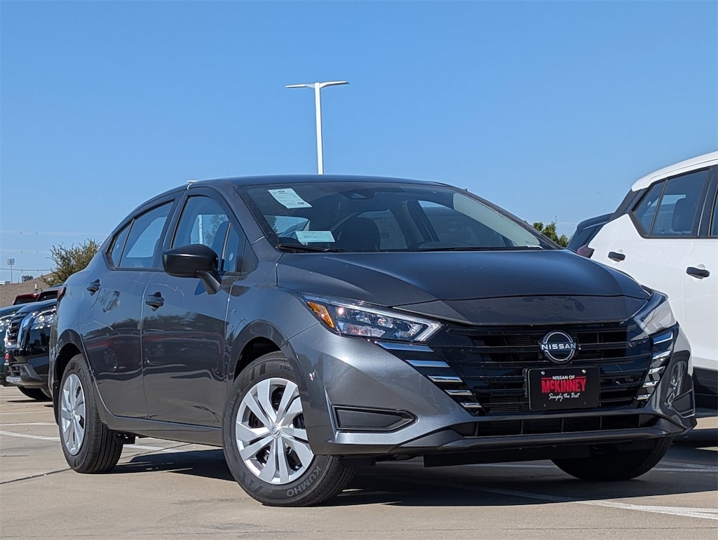 New 2025 Nissan Versa 1.6 S Sedan