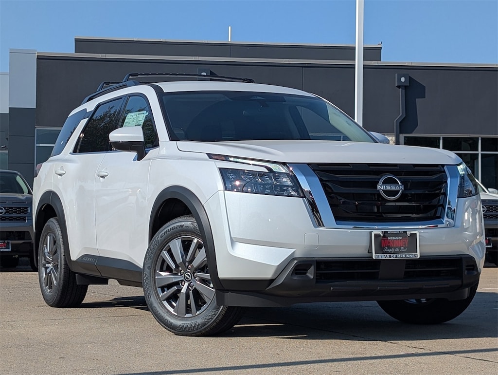 New 2025 Nissan Pathfinder SV SUV
