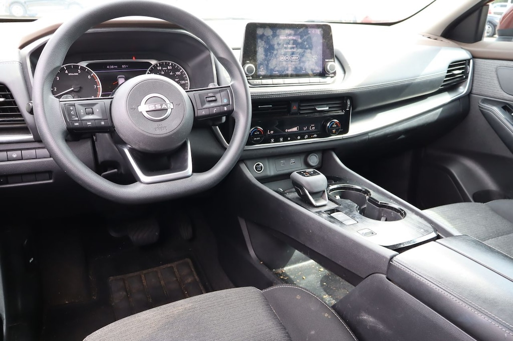 Used 2022 Nissan Rogue SV SUV