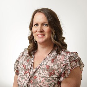 Staff member Lauren Sumner from ID_0f757bd8d679