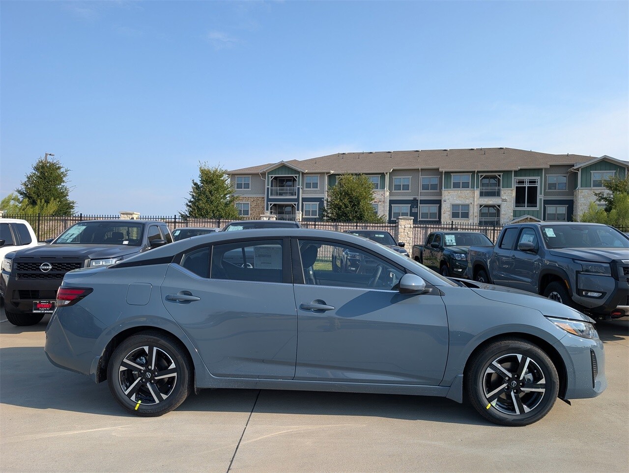 2025 Nissan Sentra SV photo 3