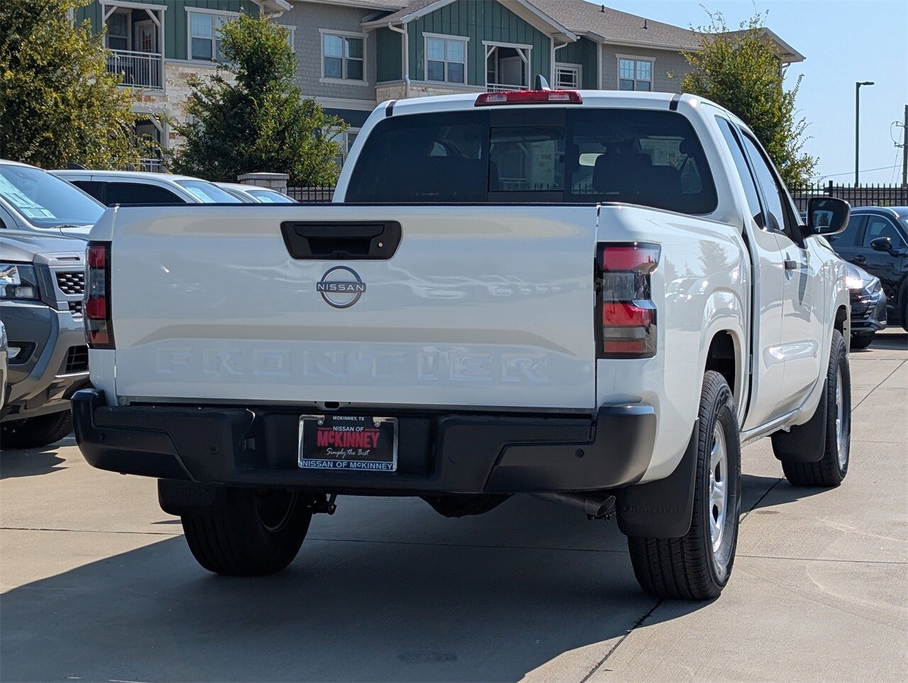 2026 Nissan Frontier photo 3