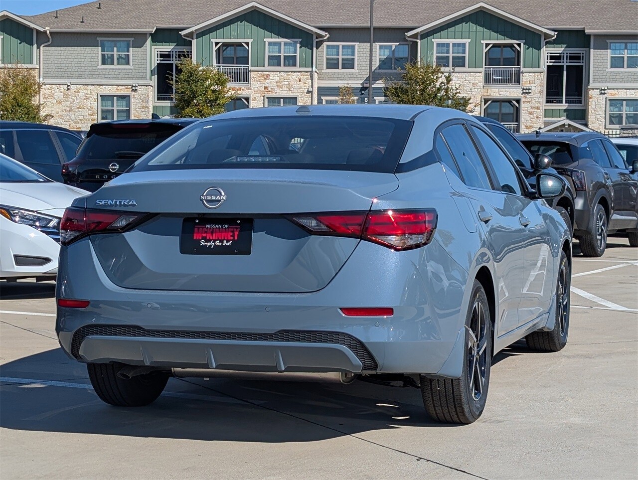 2025 Nissan Sentra SV photo 4