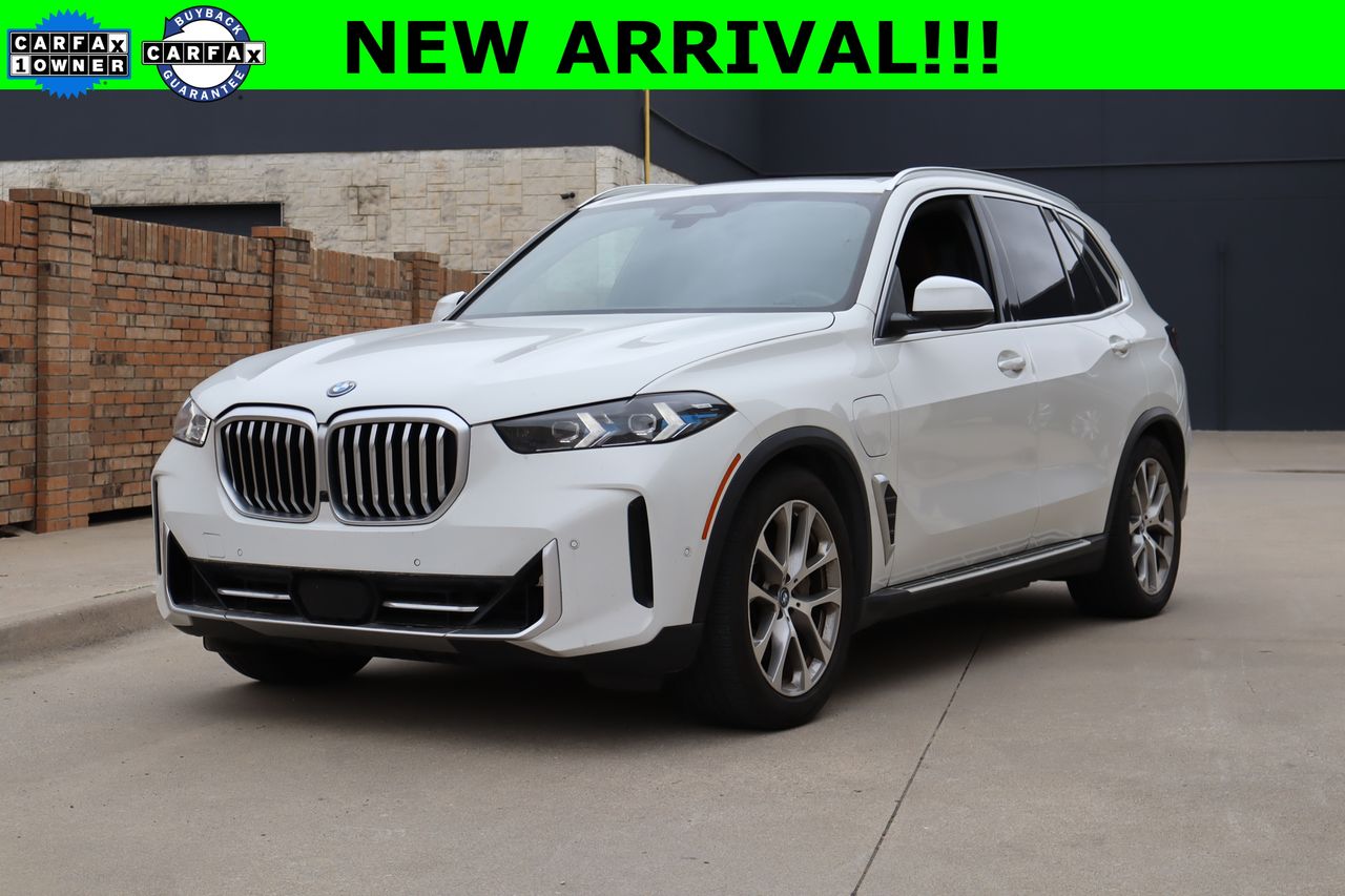 2025 BMW X5's photo
