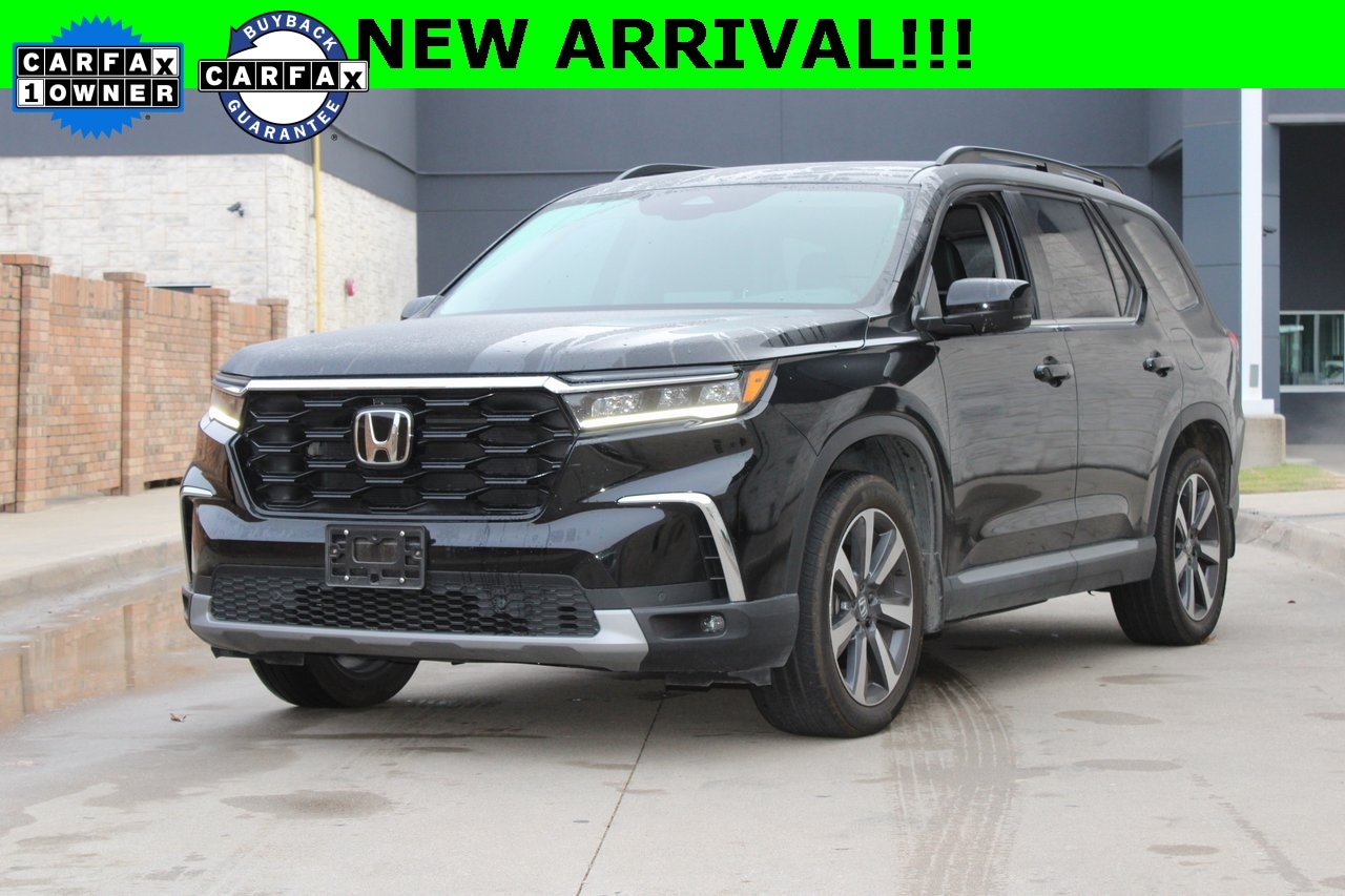 2025 Honda Pilot Touring's photo