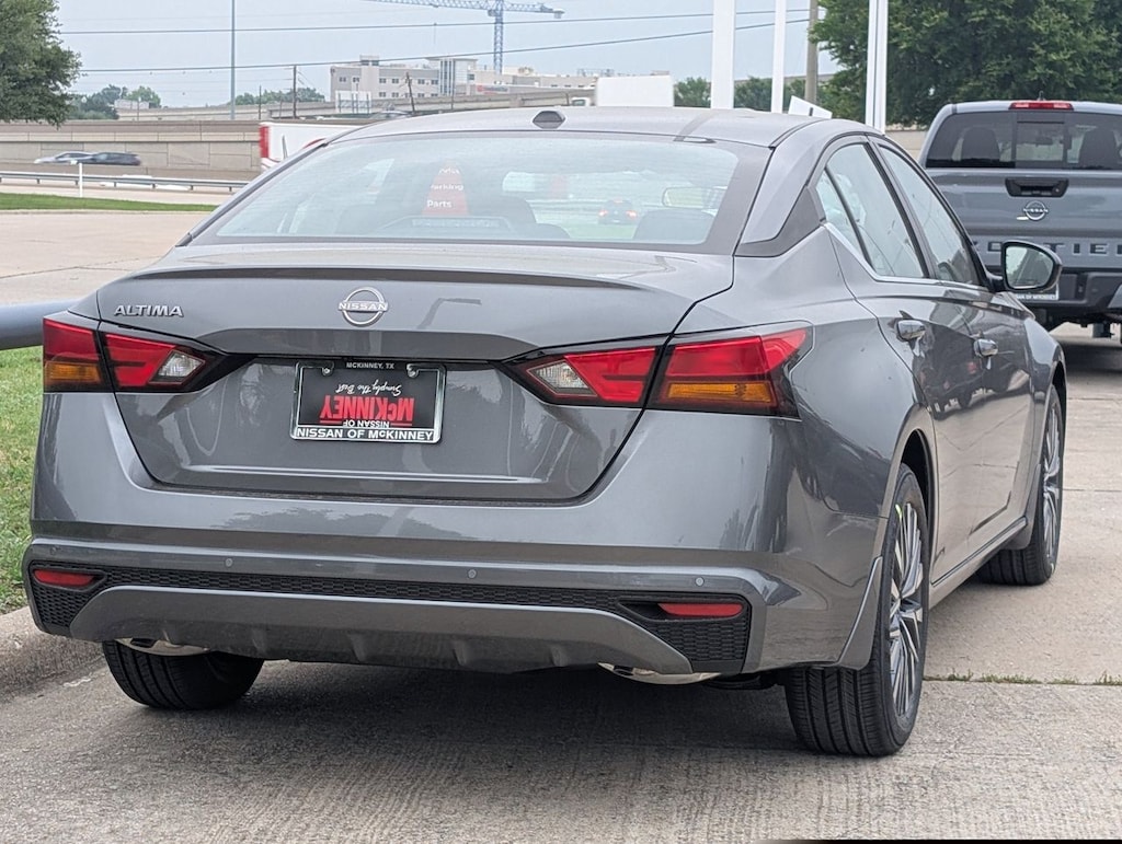 New 2026 Nissan Altima SV Sedan