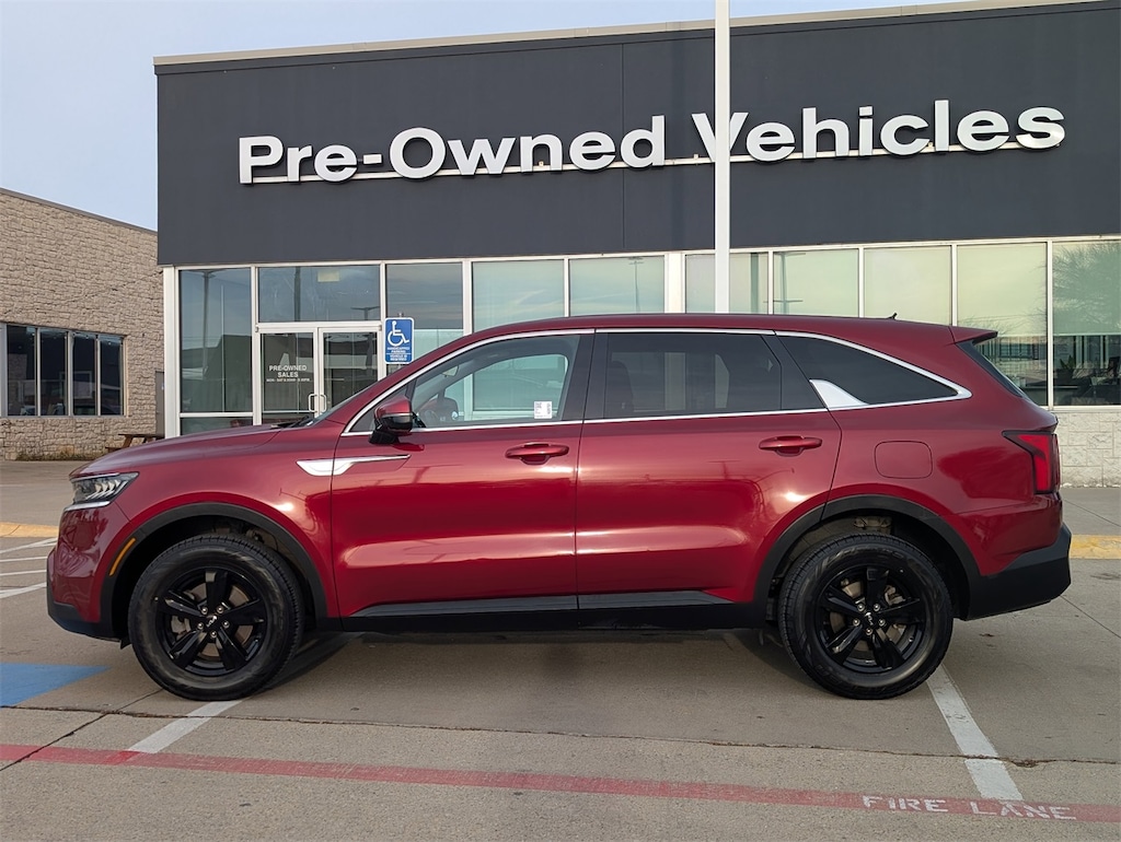 Used 2022 Kia Sorento LX w/3rdrowseating SUV
