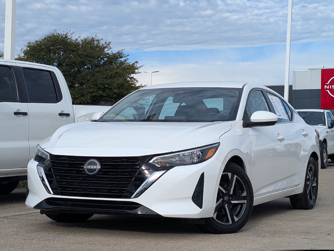 Used 2024 Nissan Sentra SV with VIN 3N1AB8CV4RY220560 for sale in McKinney, TX