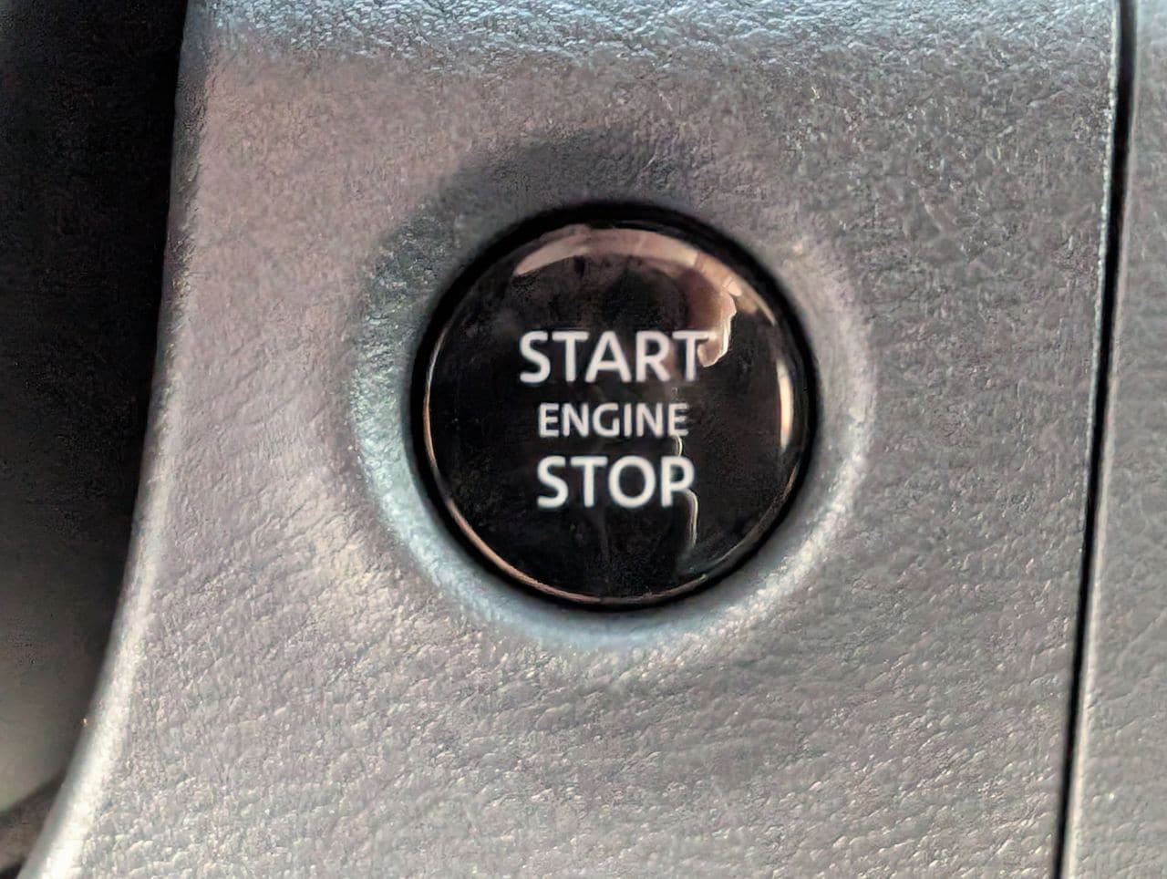 2026 Nissan Frontier SV - Photo 17