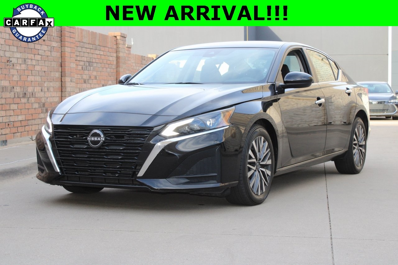 2023 Nissan Altima SV