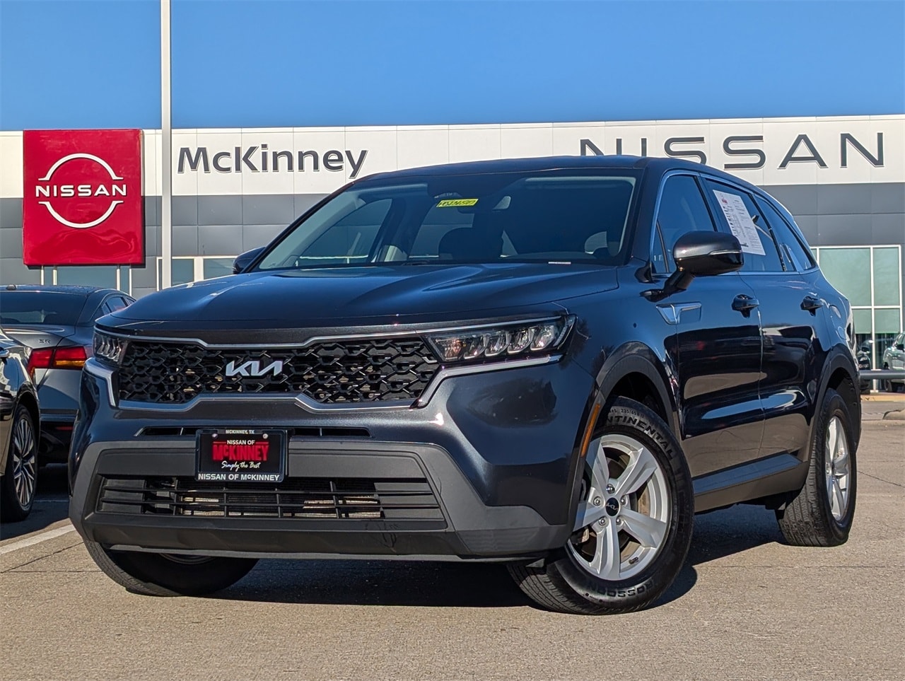 2023 Kia Sorento LX's photo