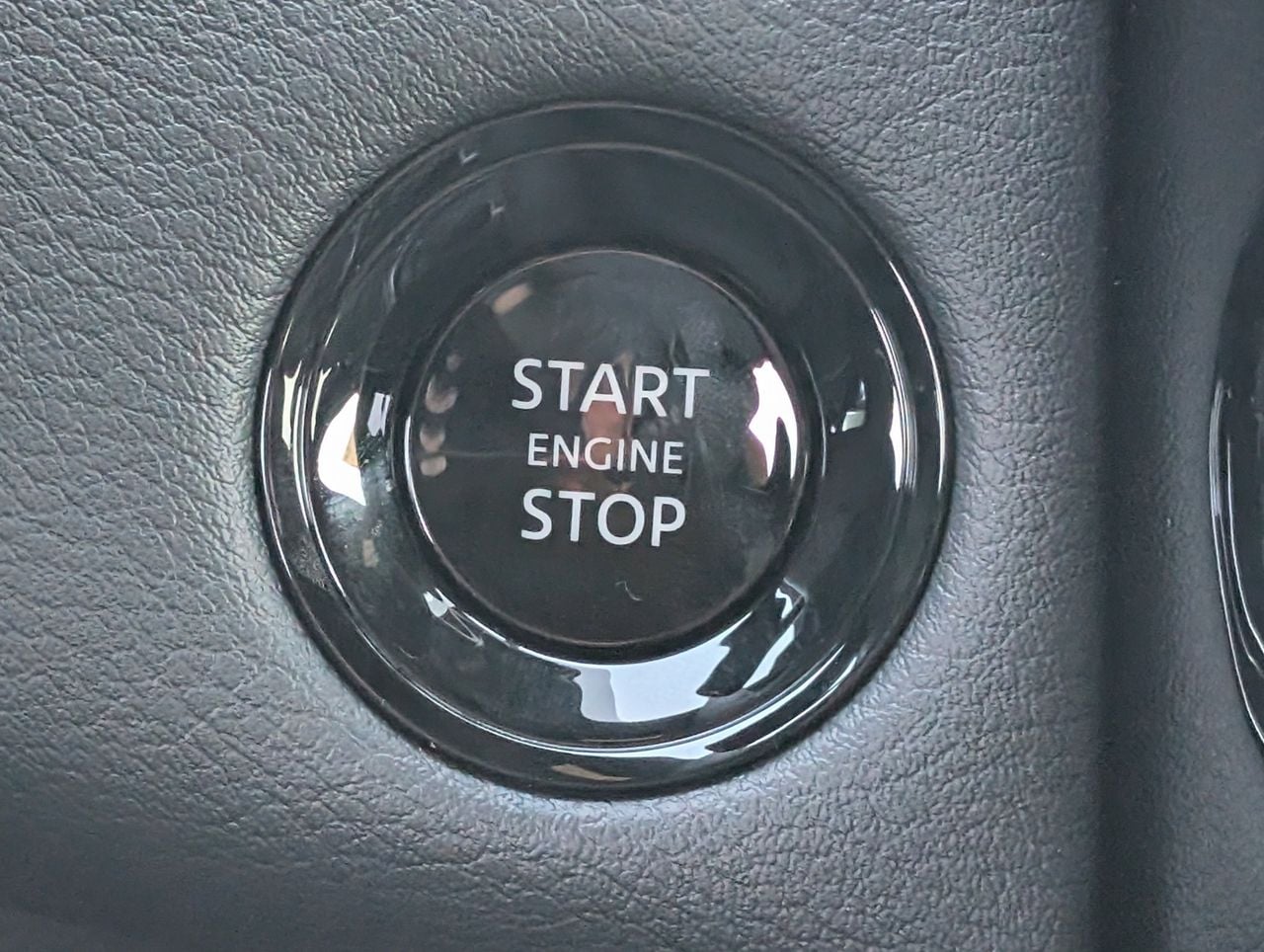 2026 Nissan Armada SL - Photo 15