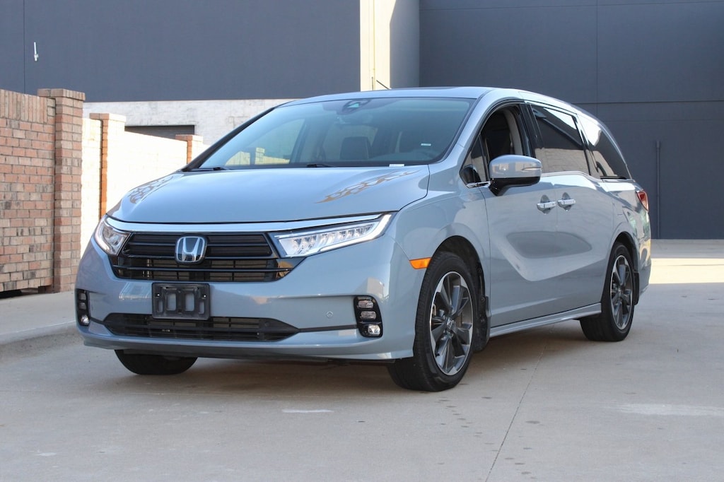 Used 2024 Honda Odyssey Elite w/Nav/Reardvd Van