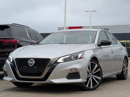 2021 Nissan Altima 2.5 SR Sedan