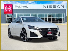 2025 Nissan Altima SR Sedan