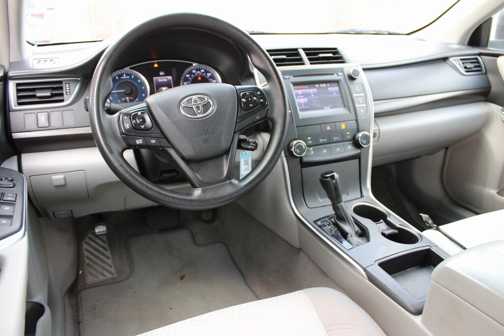Used 2017 Toyota Camry LE Sedan