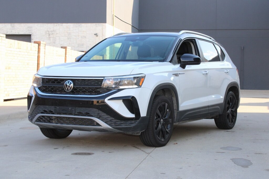 Used 2023 Volkswagen Taos 1.5T SE w/Panoramicsunroofpkg SUV