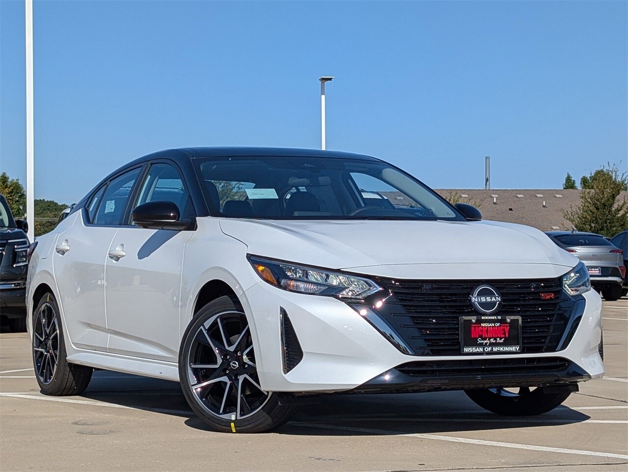 2025 Nissan Sentra SR photo 2