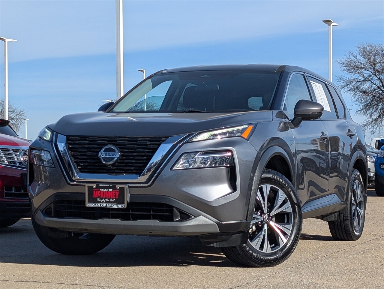 2021 Nissan Rogue SV's photo